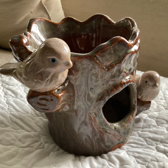 VINTAGE POTTERY TREE TRUNK & BIRDS PLANTER - Picture 10 of 15